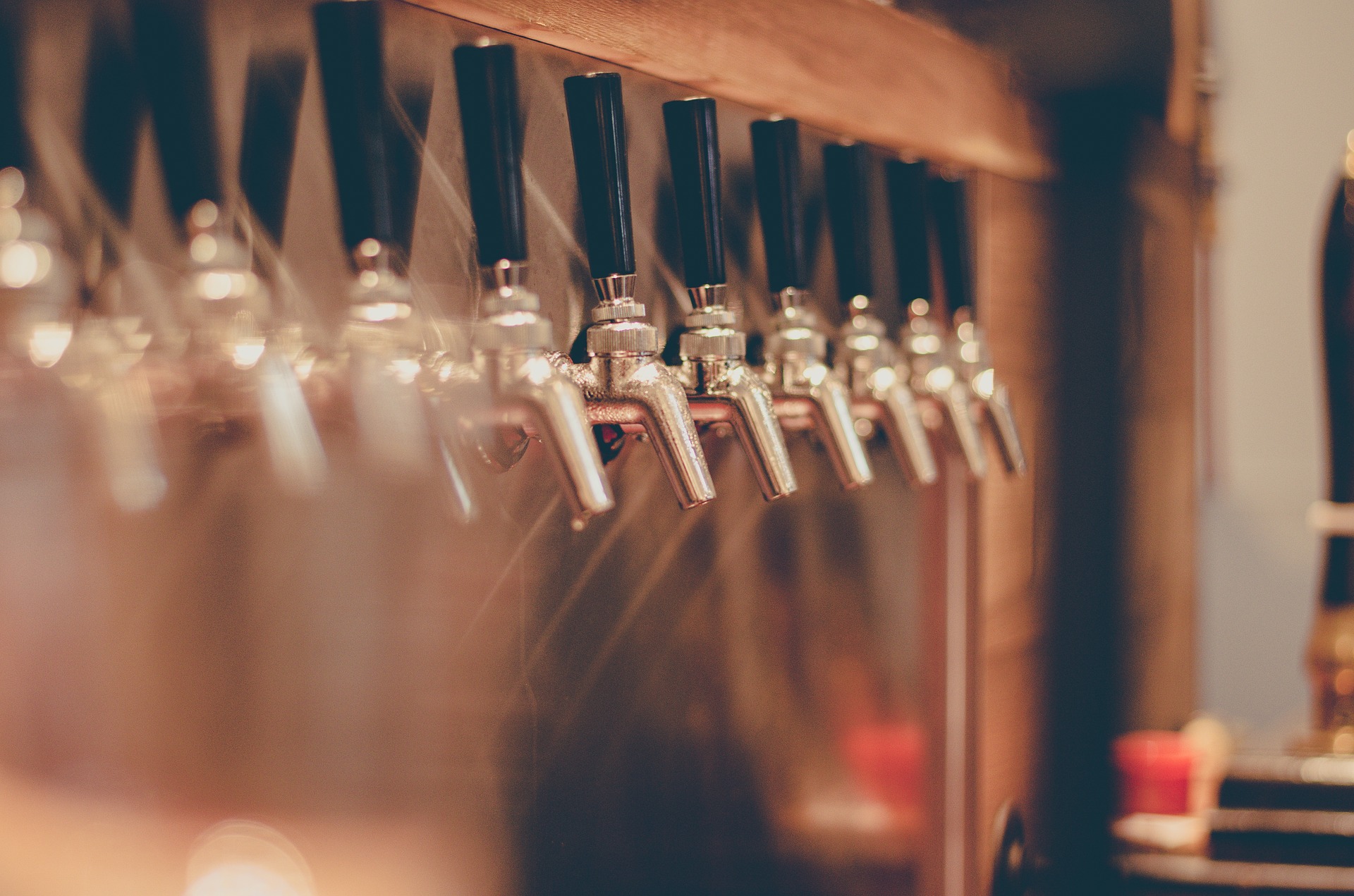 beer-tap-2435408_1920